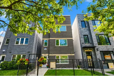4053 S Prairie Avenue, Chicago, IL 60653 - Photo 2