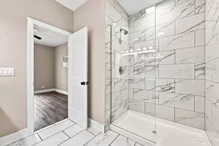 4053 S Prairie Ave, Chicago, IL 60653 - Photo 12