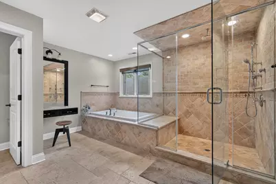 450 N Elm Avenue, Elmhurst, IL 60126 - Photo 24