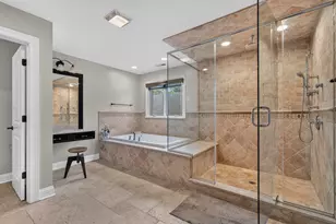 450 N Elm Ave, Elmhurst, IL 60126 - Photo 24
