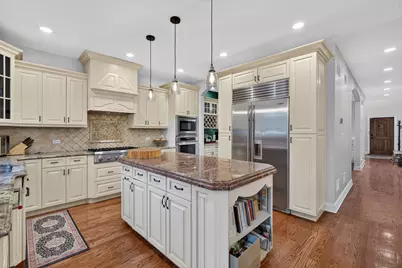 450 N Elm Avenue, Elmhurst, IL 60126 - Photo 12