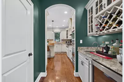 450 N Elm Avenue, Elmhurst, IL 60126 - Photo 8