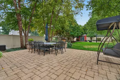 450 N Elm Avenue, Elmhurst, IL 60126 - Photo 34