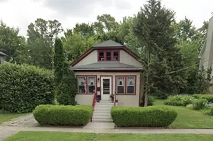 269 N Benton St, Palatine, IL 60067 - Photo 2