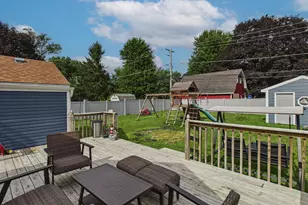 207 Second St, Elgin, IL 60123 - Photo 22