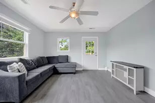11642 S Meadow Ln Dr, Merrionette Park, IL 60803 - Photo 16