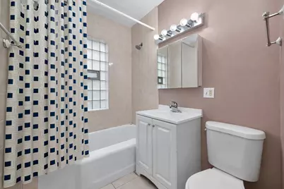7717 S Luella Avenue, Chicago, IL 60649 - Photo 6