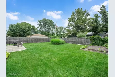 901 S Myrtle Avenue, Villa Park, IL 60181 - Photo 22