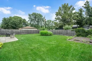 901 S Myrtle Ave, Villa Park, IL 60181 - Photo 22