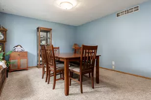 3641 Casandra Dr, Rockford, IL 61114 - Photo 6