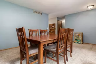 3641 Casandra Dr, Rockford, IL 61114 - Photo 8