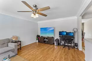 1212 Carswell Ave, Elk Grove Village, IL 60007 - Photo 6