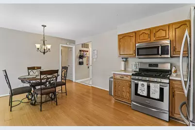 1212 Carswell Avenue, Elk Grove Village, IL 60007 - Photo 12