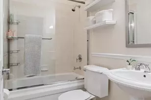 2036 W Le Moyne St, Chicago, IL 60622 - Photo 8
