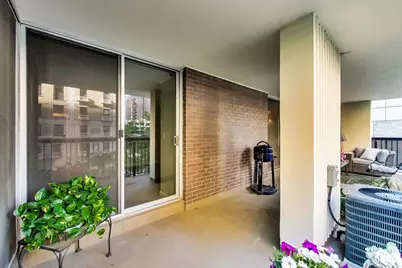 201 E Chestnut Street #3A, Chicago, IL 60611 - Photo 40