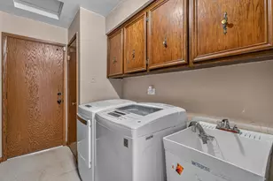 7449 W Ute Ln, Palos Heights, IL 60463 - Photo 16