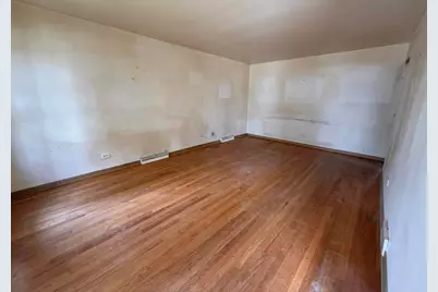9846 Sterling Lane, Schiller Park, IL 60176 - Photo 2