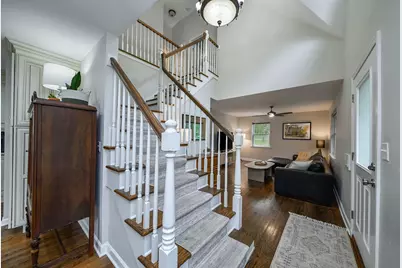 701 Willis Street, Glen Ellyn, IL 60137 - Photo 2