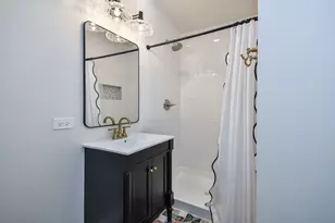 701 Willis St, Glen Ellyn, IL 60137 - Photo 14
