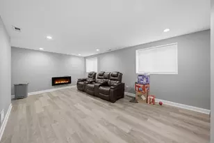 18107 Kostner Ave, Country Club Hills, IL 60478 - Photo 12