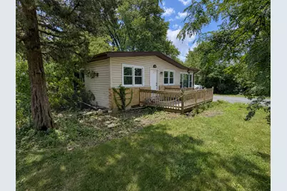 2039 Cherry Avenue, Hanover Park, IL 60133 - Photo 2