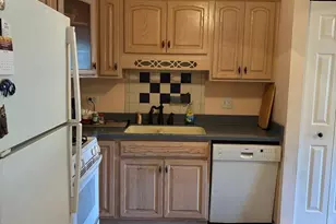 7211 Wolf Rd, Indian Head Park, IL 60525 - Photo 14