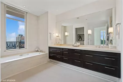 118 E Erie Street #37H, Chicago, IL 60611 - Photo 36