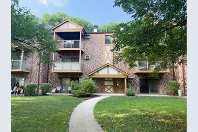 753 S Dwyer Avenue #E, Arlington Heights, IL 60005 - Photo 1