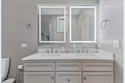 1942 S Prairie Street #2, Chicago, IL 60616 - Photo 16