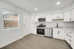 9011 N Clifton Ave, Niles, IL 60714 - Photo 8