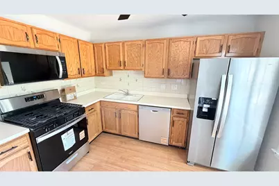 1975 Windsong Drive, Schaumburg, IL 60194 - Photo 4