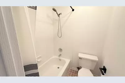 1975 Windsong Drive, Schaumburg, IL 60194 - Photo 12