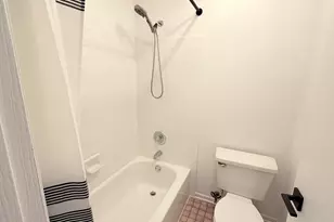 1975 Windsong Dr, Schaumburg, IL 60194 - Photo 12