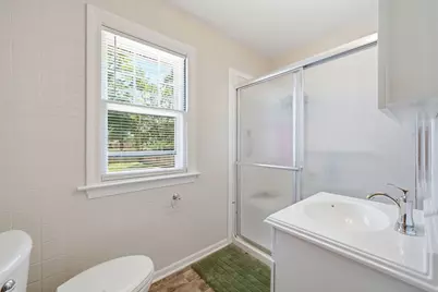 1009 Leith Avenue, Waukegan, IL 60085 - Photo 10