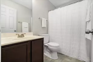771 Red Barn Ln, Elgin, IL 60124 - Photo 22