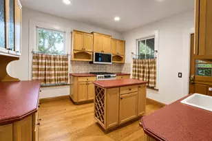 1013 Simpson St, Evanston, IL 60201 - Photo 4