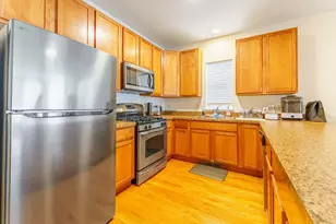 5218 W Galewood Ave, Chicago, IL 60639 - Photo 4