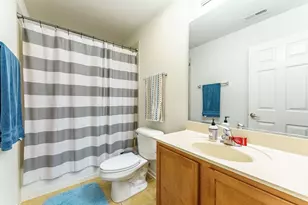 5218 W Galewood Ave, Chicago, IL 60639 - Photo 12