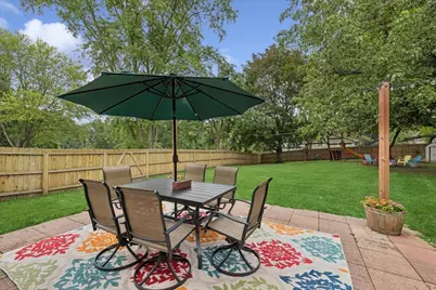 6121 Sands Road, Crystal Lake, IL 60014 - Photo 18