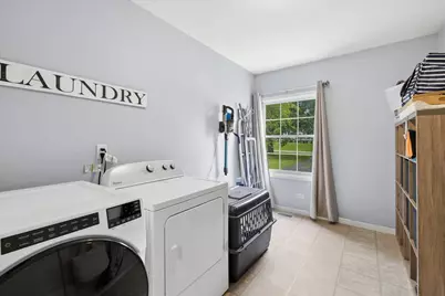 6121 Sands Road, Crystal Lake, IL 60014 - Photo 12