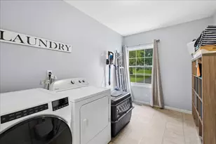 6121 Sands Rd, Crystal Lake, IL 60014 - Photo 12