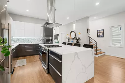 5047 W Winnemac Avenue, Chicago, IL 60630 - Photo 8