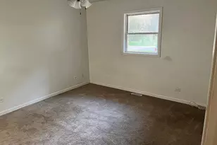 4812 W Howard St, McHenry, IL 60051 - Photo 6