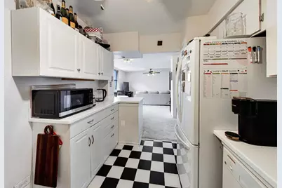 6325 N Sheridan Road #2106, Chicago, IL 60660 - Photo 10