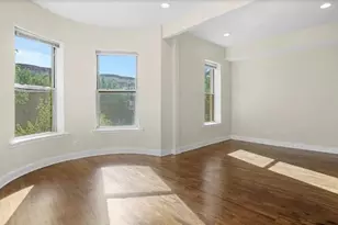 4542 S Indiana Ave, Chicago, IL 60653 - Photo 4