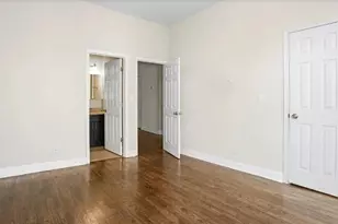4542 S Indiana Ave, Chicago, IL 60653 - Photo 10