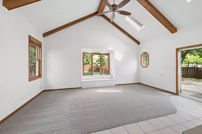 415 Juniper Drive, North Aurora, IL 60542 - Photo 8