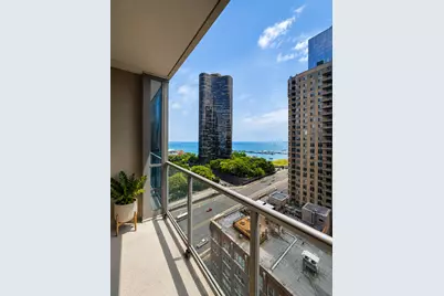 600 N Lake Shore Drive #1707, Chicago, IL 60611 - Photo 8