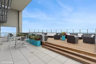 600 N Lake Shore Dr, Chicago, IL 60611 - Photo 22