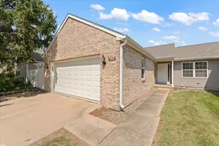 112 W Tomaras Ave, Savoy, IL 61874 - Photo 32